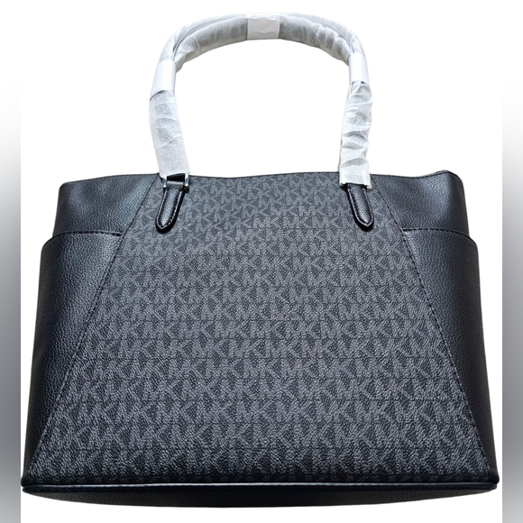 Michael Kors Charlotte Large TZ Tote With Side Pockets - Picture 5 of 12